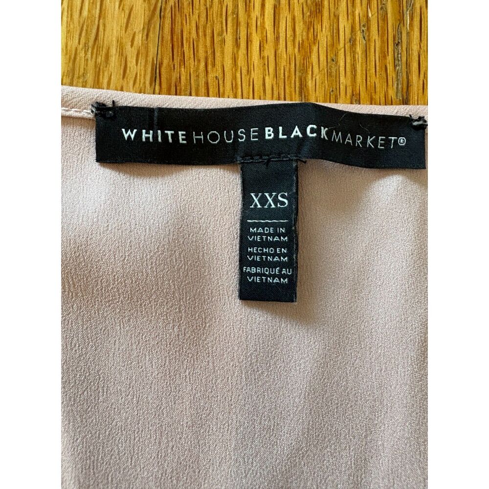 Light Pink Satin Blouse White House Black Market - Picture 2 of 3